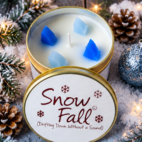Snow Fall Scented Candle – Drifting Down Without a Sound!