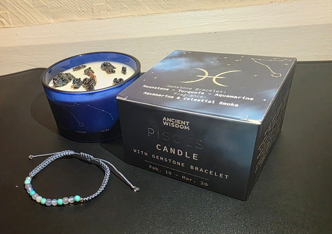 Pisces candle and gemstone bracelet gift set detail
